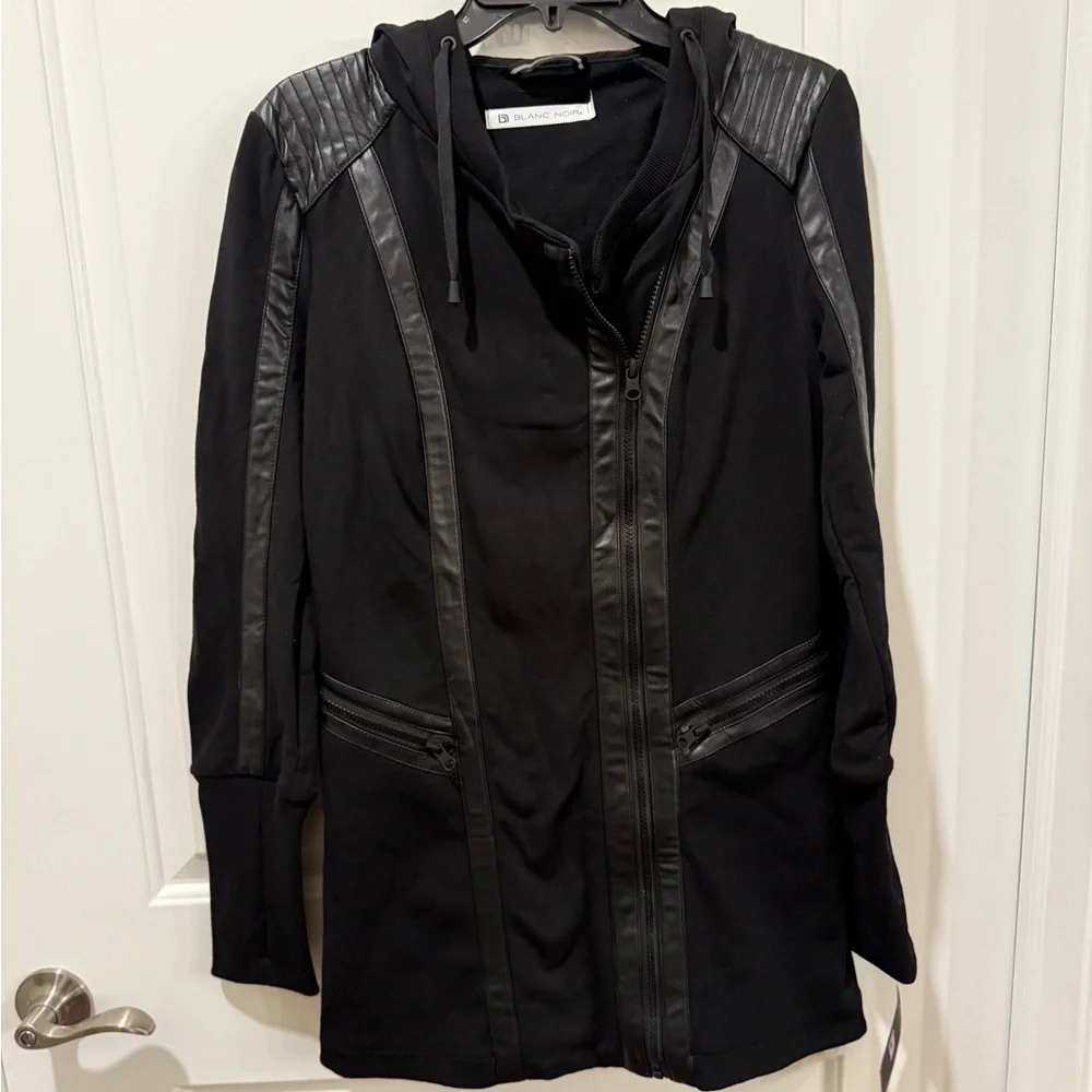 Blanc Noir Passenger Travel Jacket S NWT - Picture 8 of 13